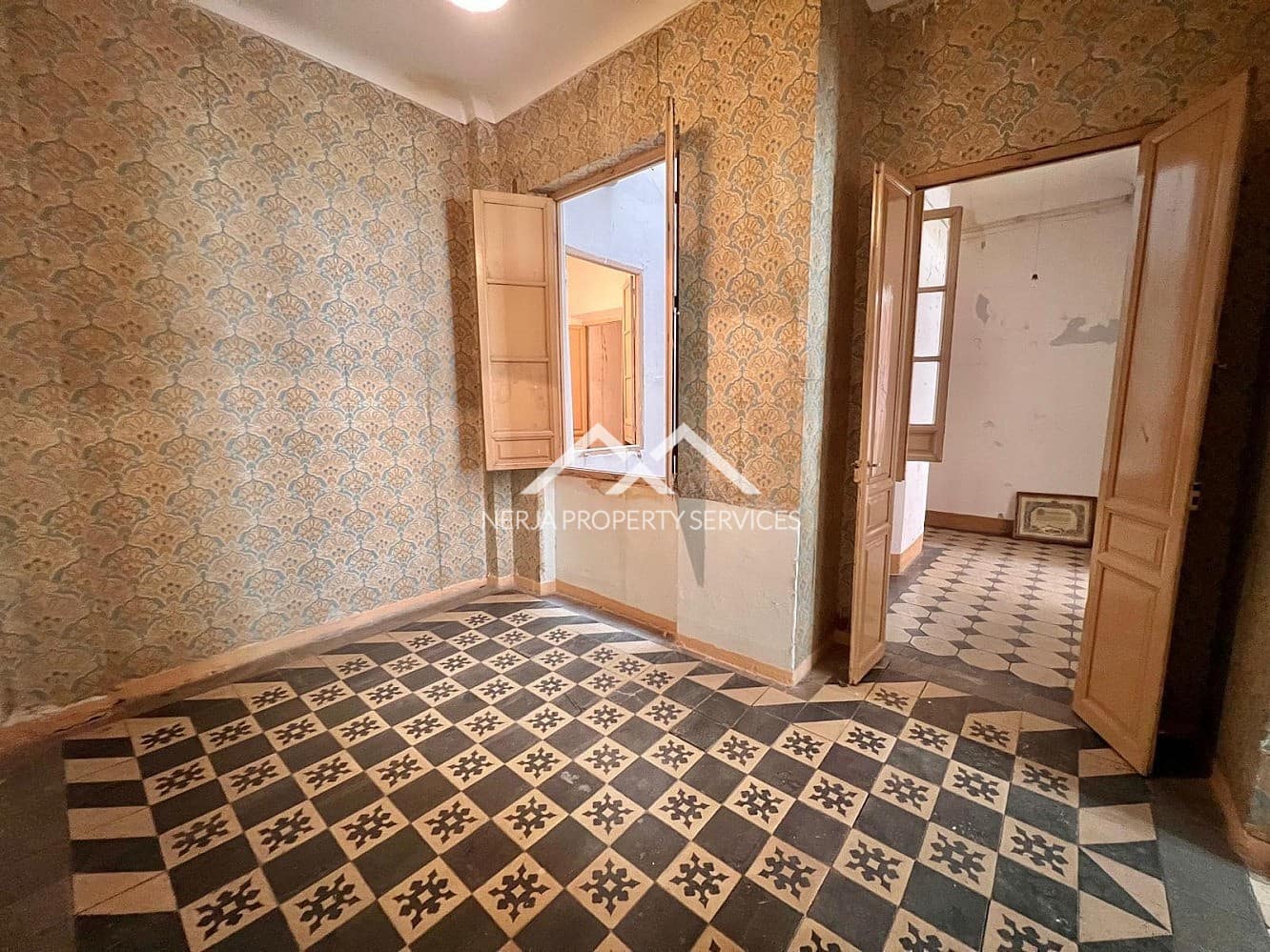 5 soveværelse Lejlighed til salg i Granada by - € 449.000 (Ref: 9823862)