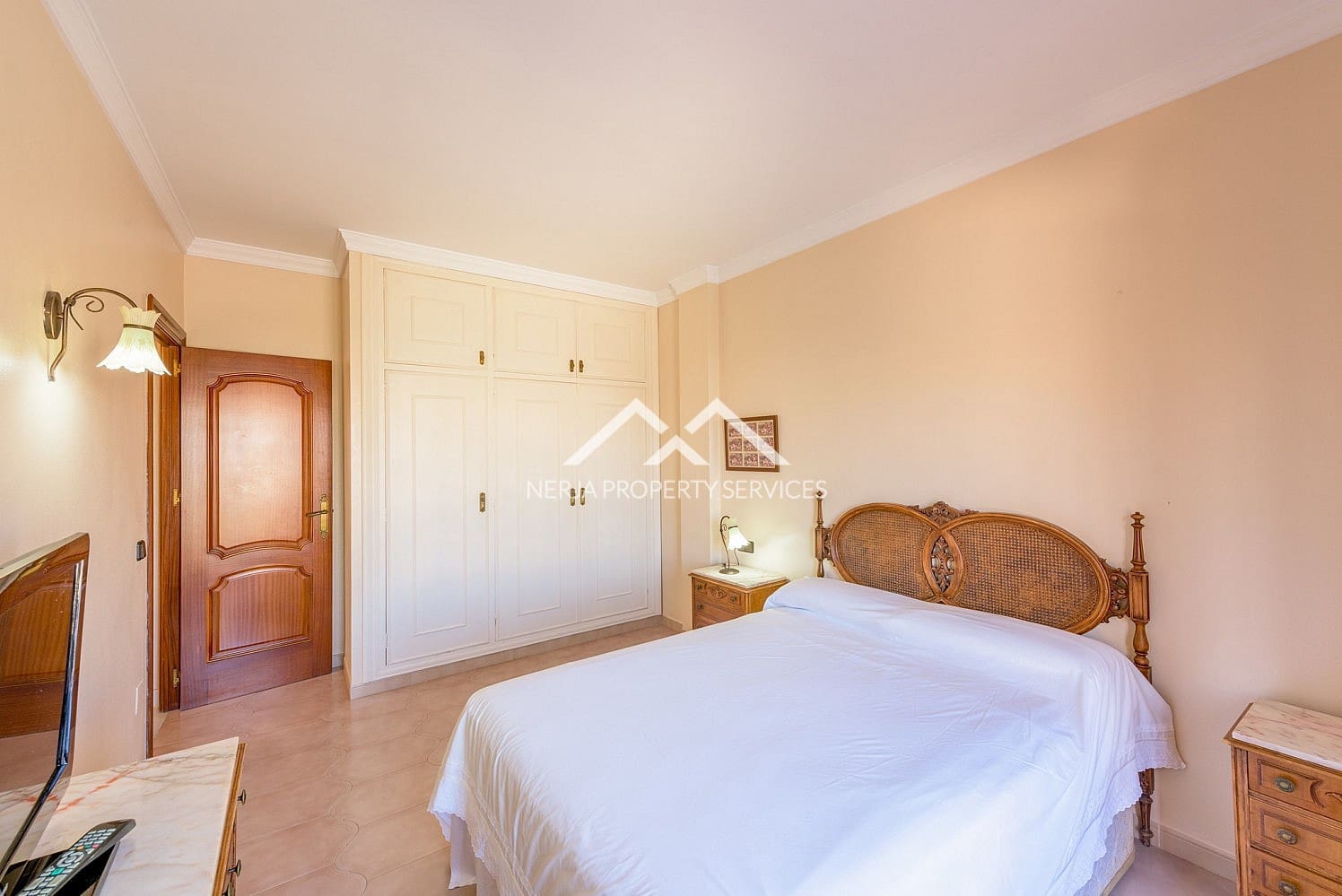 5 bedroom Villa for sale in Nerja with pool - € 2,780,000 (Ref: 9827642)