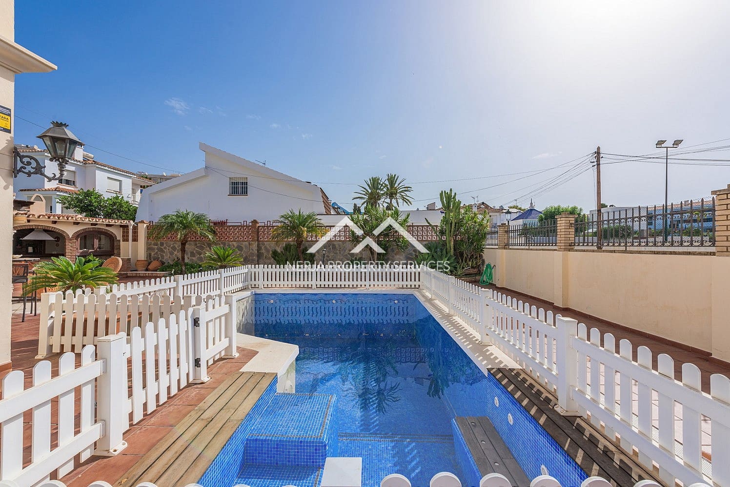 5 bedroom Villa for sale in Nerja with pool - € 2,780,000 (Ref: 9827642)