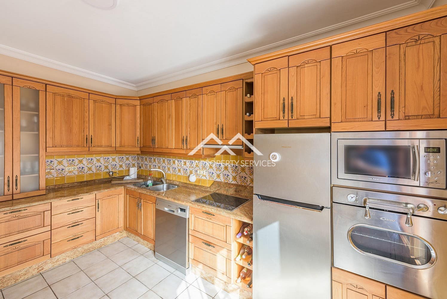 5 bedroom Villa for sale in Nerja with pool - € 2,780,000 (Ref: 9827642)