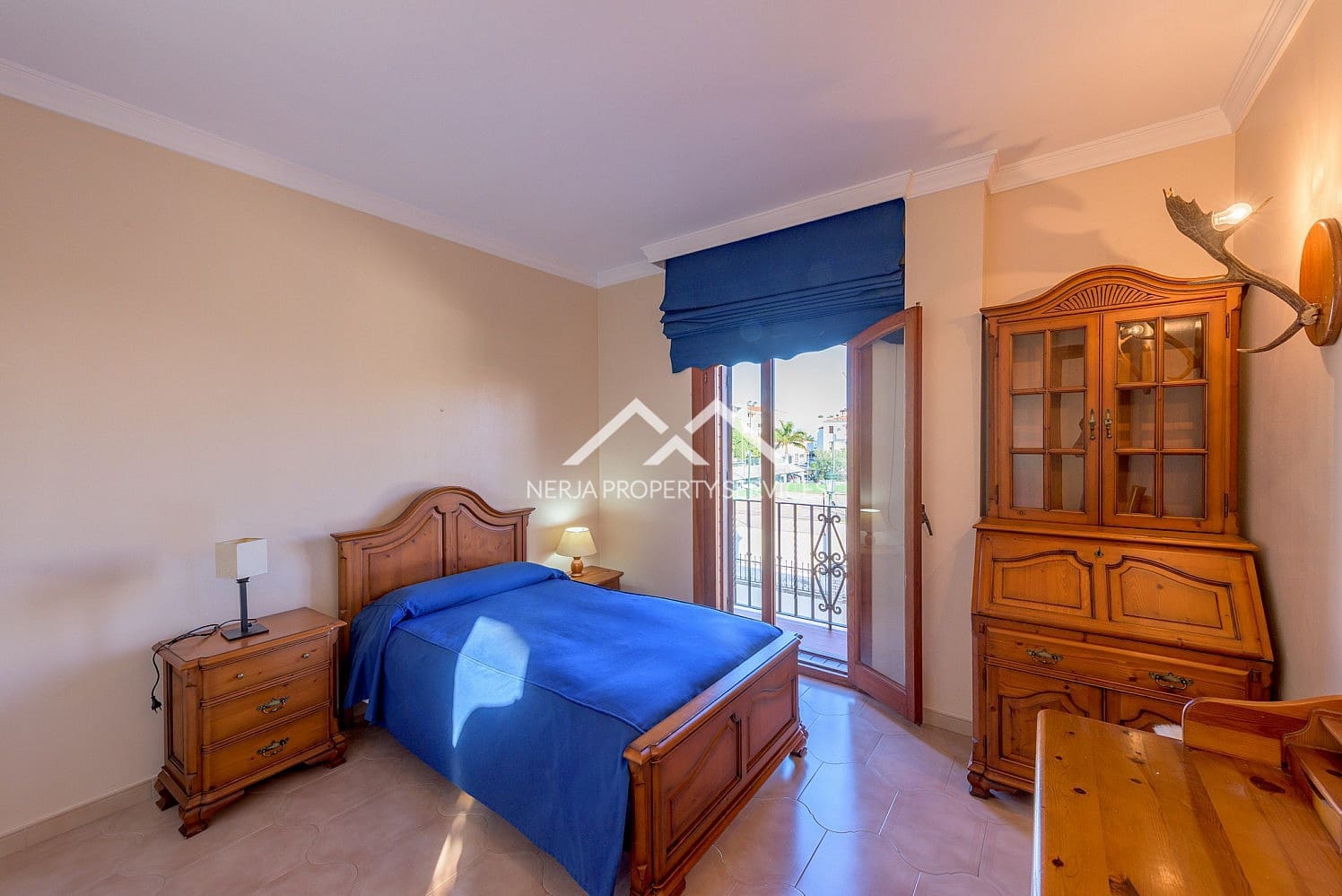 5 bedroom Villa for sale in Nerja with pool - € 2,780,000 (Ref: 9827642)