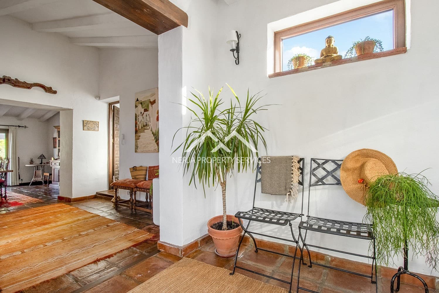 4 bedroom Villa for sale in Nerja with pool - € 995,000 (Ref: 9834652)