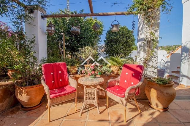 4 slaapkamer Villa te koop in Frigiliana met zwembad - € 995.000 (Ref: 9834652)