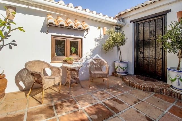 4 slaapkamer Villa te koop in Frigiliana met zwembad - € 995.000 (Ref: 9834652)