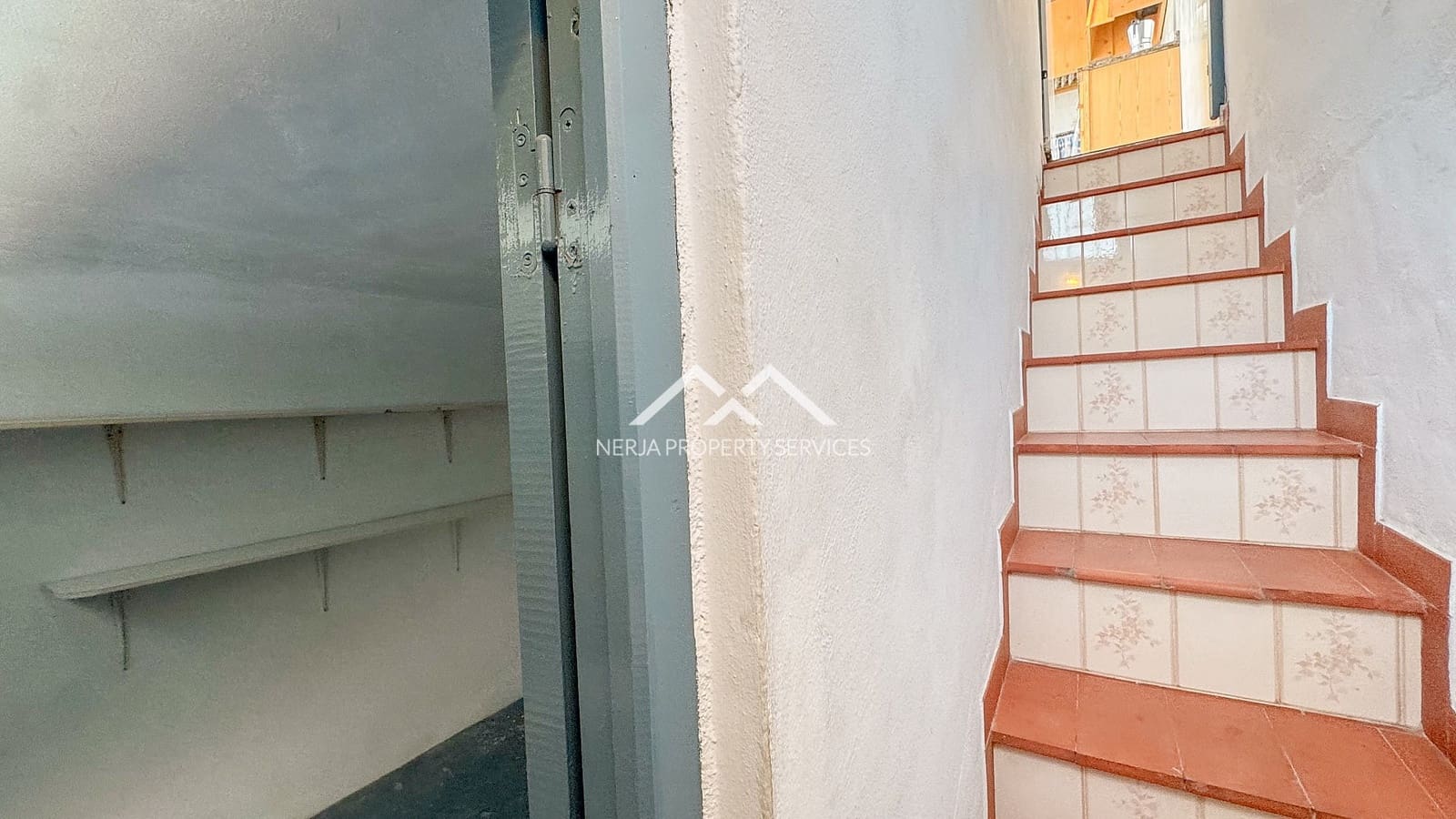 Casa de 3 habitaciones en Frigiliana en venta - 329.000 € (Ref: 9836749)
