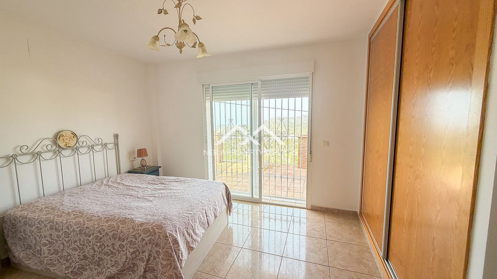 3 slaapkamer Villa te huur in Torrox met zwembad garage - € 1.500 (Ref: 9838244)