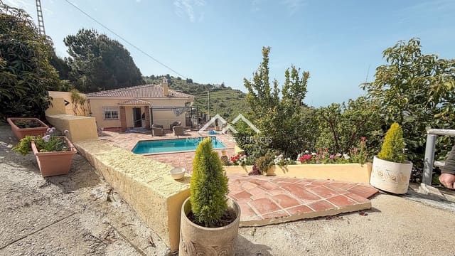 3 slaapkamer Villa te huur in Torrox Pueblo, Torrox met zwembad garage - € 1.500 (Ref: 9838244)