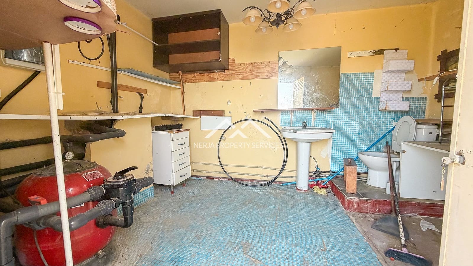 3 slaapkamer Villa te huur in Torrox met zwembad garage - € 1.500 (Ref: 9838244)