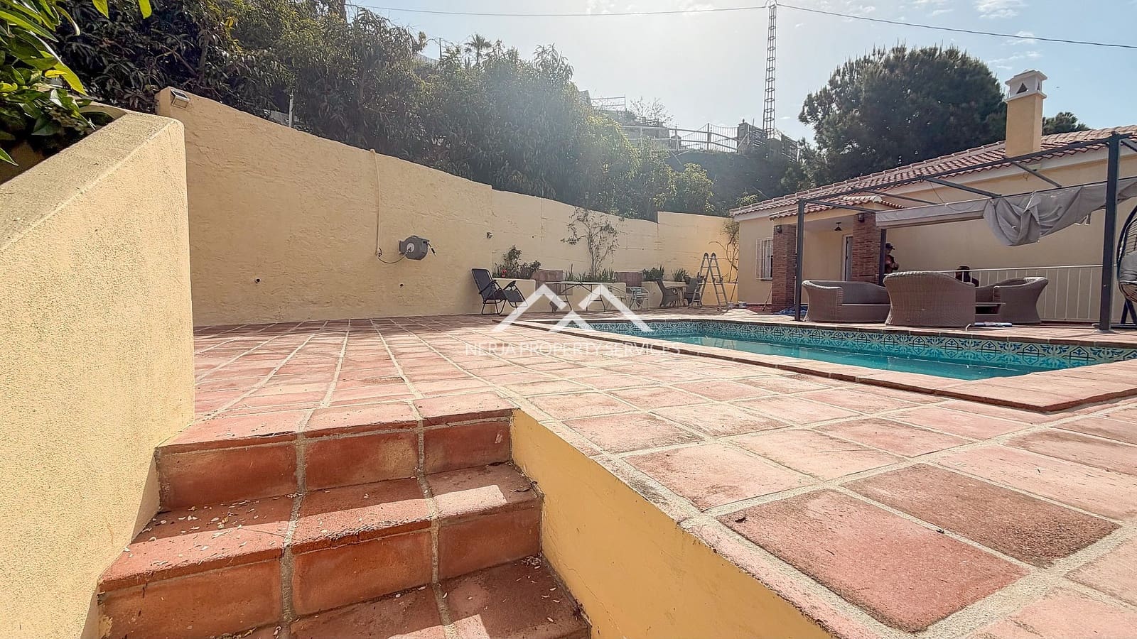 3 slaapkamer Villa te huur in Torrox met zwembad garage - € 1.500 (Ref: 9838244)