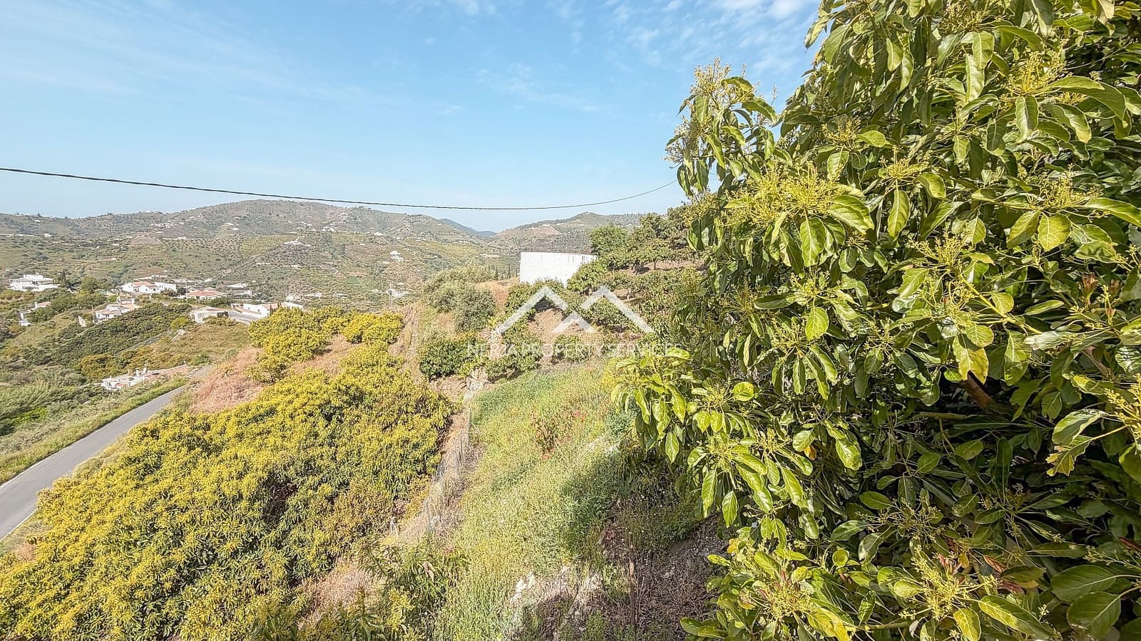 3 slaapkamer Villa te huur in Torrox met zwembad garage - € 1.500 (Ref: 9838244)