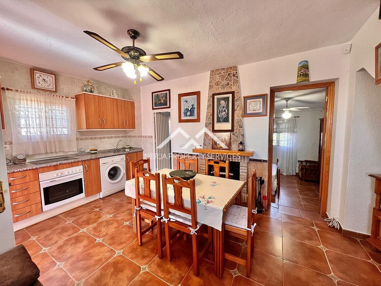 4 soveværelse Finca/Landehus til salg i Torrox med garage - € 262.000 (Ref: 9841716)