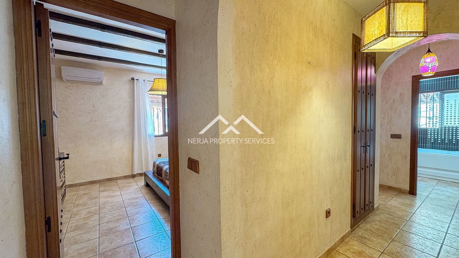 3 slaapkamer Villa te koop in Frigiliana met zwembad garage - € 480.000 (Ref: 9844194)