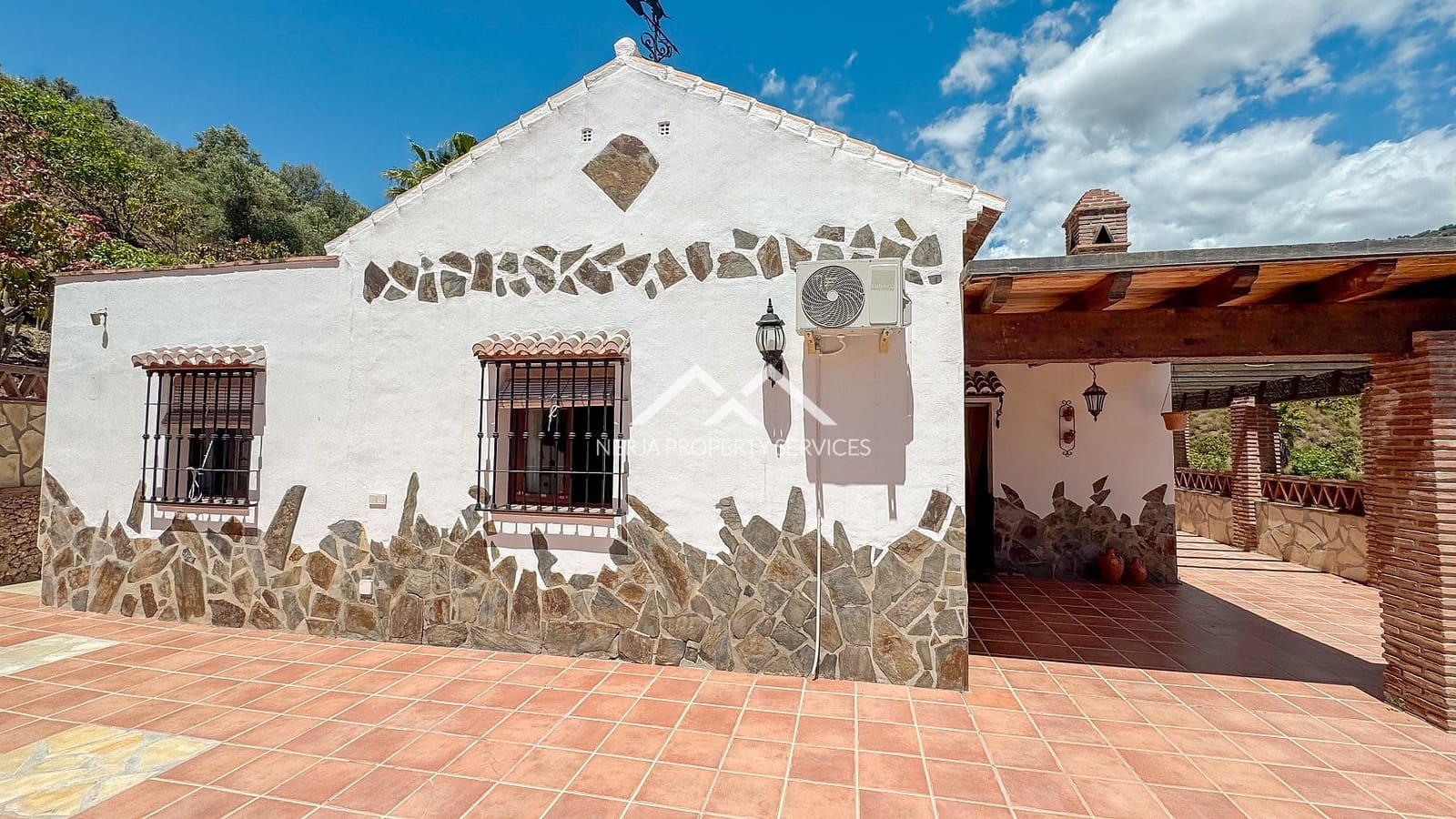 3 slaapkamer Villa te koop in Frigiliana met zwembad garage - € 480.000 (Ref: 9844194)