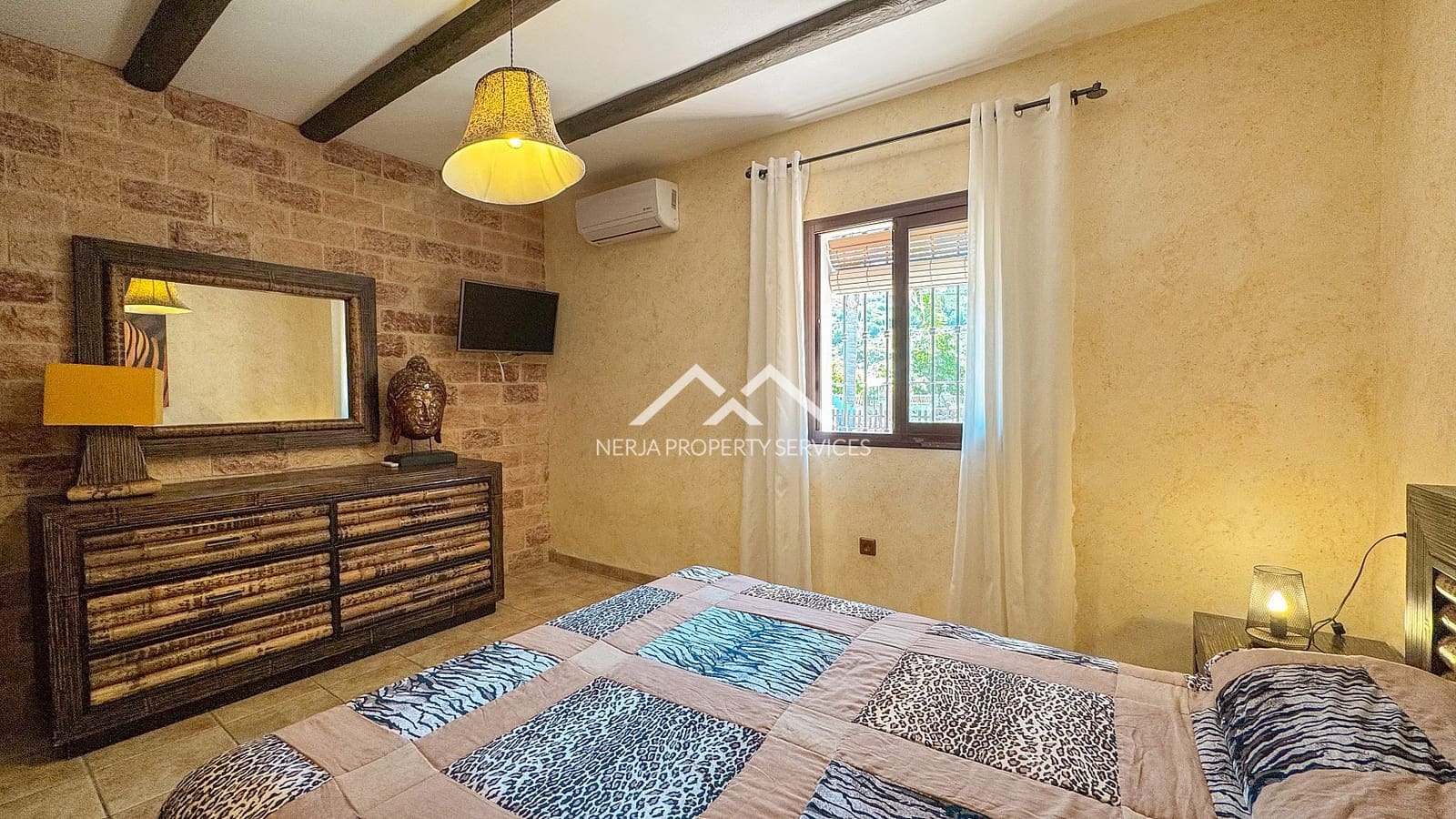 3 slaapkamer Villa te koop in Frigiliana met zwembad garage - € 480.000 (Ref: 9844194)