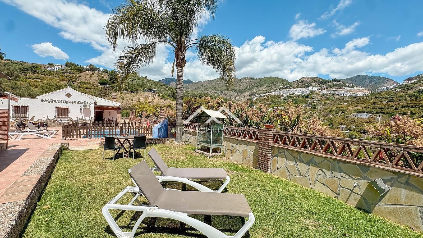 3 slaapkamer Villa te koop in Frigiliana met zwembad garage - € 480.000 (Ref: 9844194)