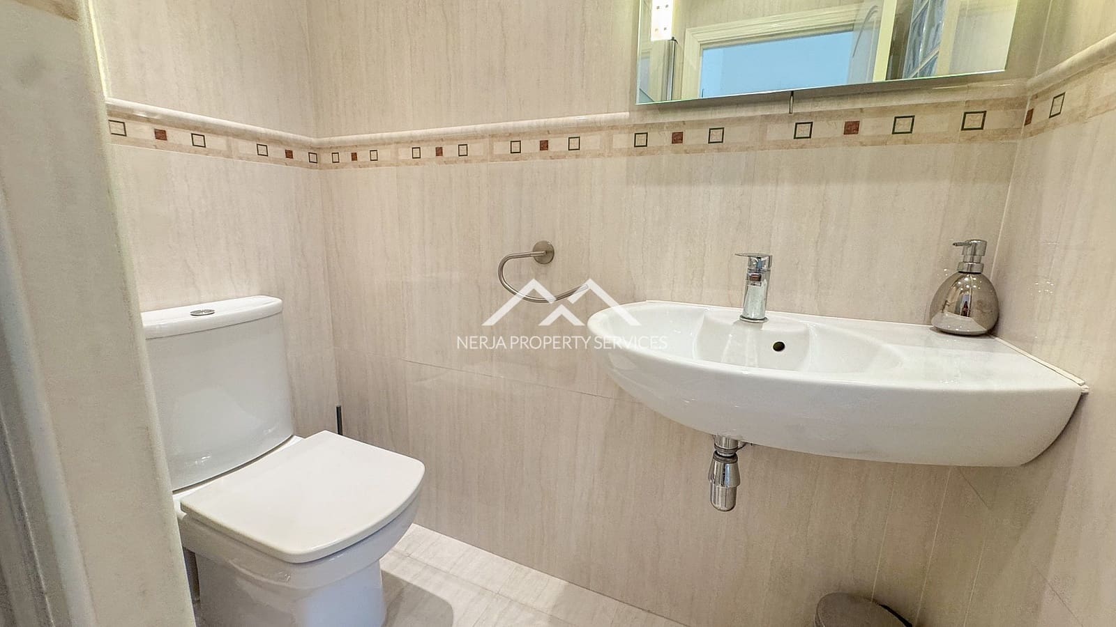 2 bedroom Townhouse for sale in Nerja - € 399,000 (Ref: 9844470)