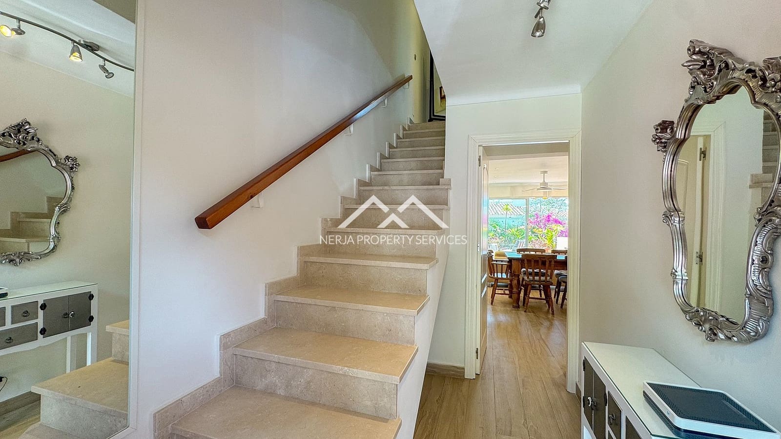 2 bedroom Townhouse for sale in Nerja - € 399,000 (Ref: 9844470)