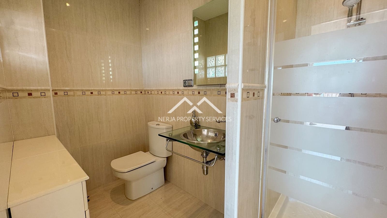 2 bedroom Townhouse for sale in Nerja - € 399,000 (Ref: 9844470)