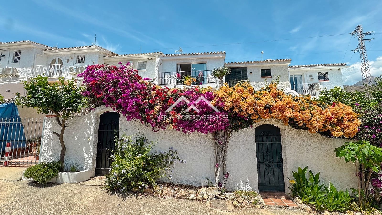 2 bedroom Townhouse for sale in Nerja - € 399,000 (Ref: 9844470)
