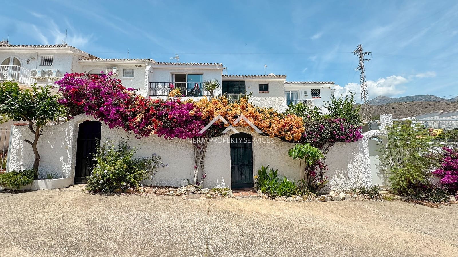 2 bedroom Townhouse for sale in Nerja - € 399,000 (Ref: 9844470)