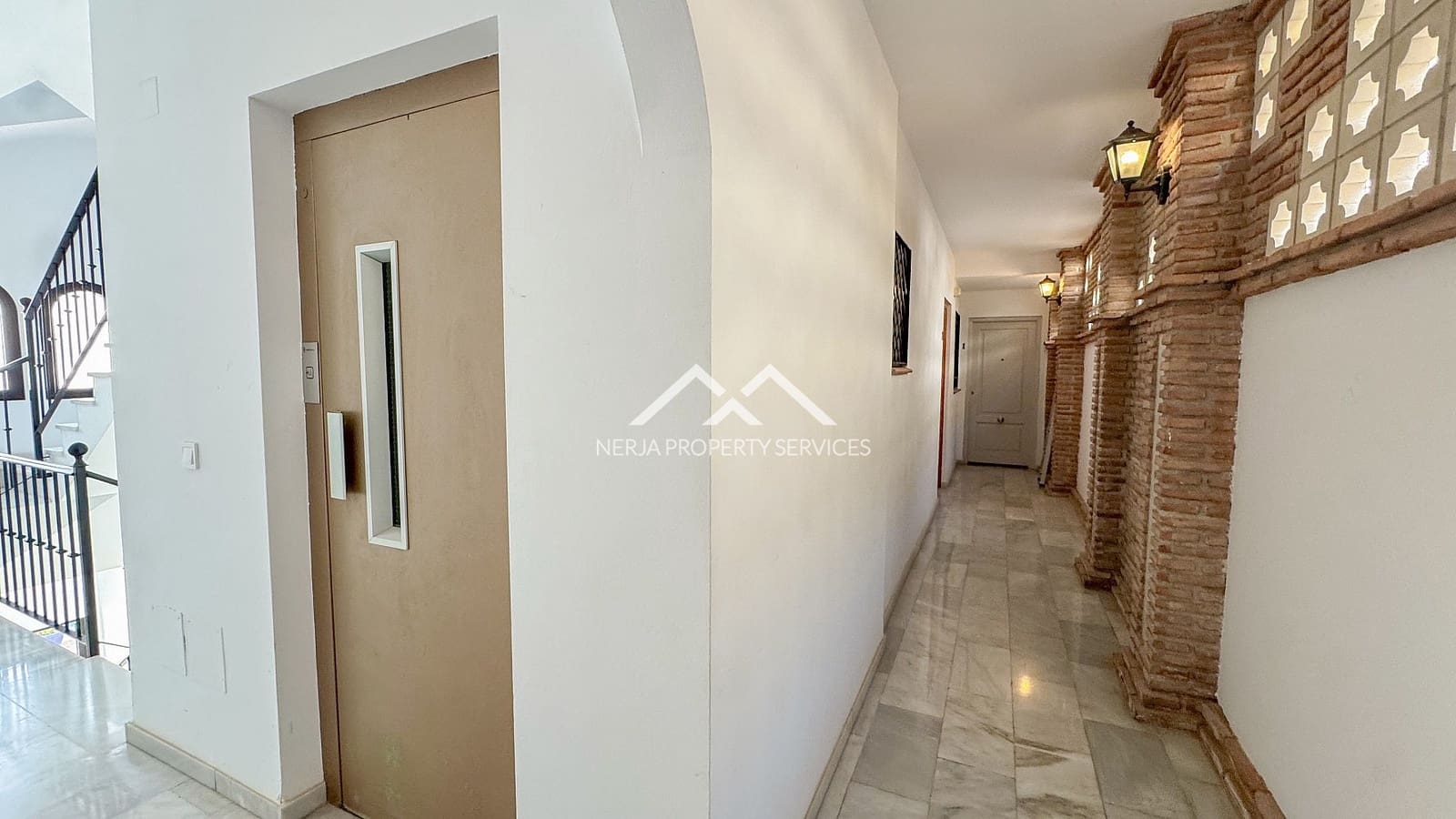 1 bedroom Apartment for sale in Frigiliana - € 230,000 (Ref: 9880000)
