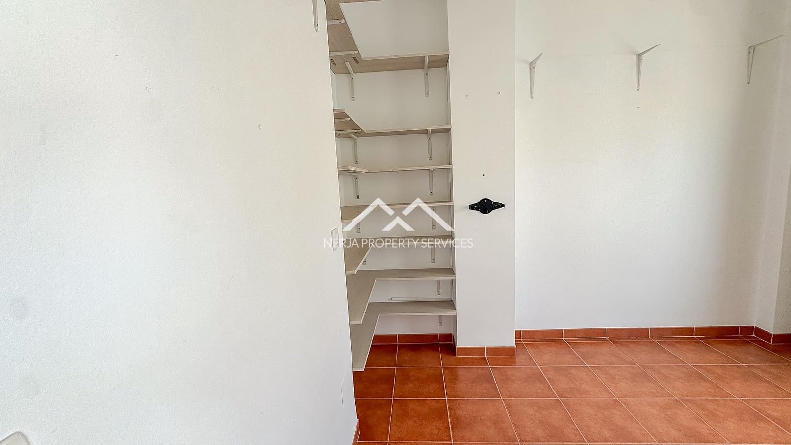 1 bedroom Apartment for sale in Frigiliana - € 230,000 (Ref: 9880000)
