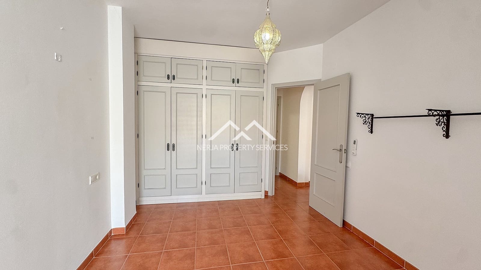 1 bedroom Apartment for sale in Frigiliana - € 230,000 (Ref: 9880000)