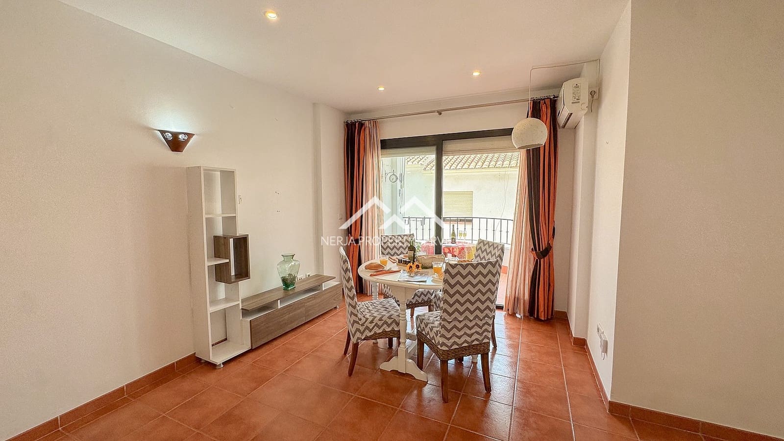 1 bedroom Apartment for sale in Frigiliana - € 230,000 (Ref: 9880000)