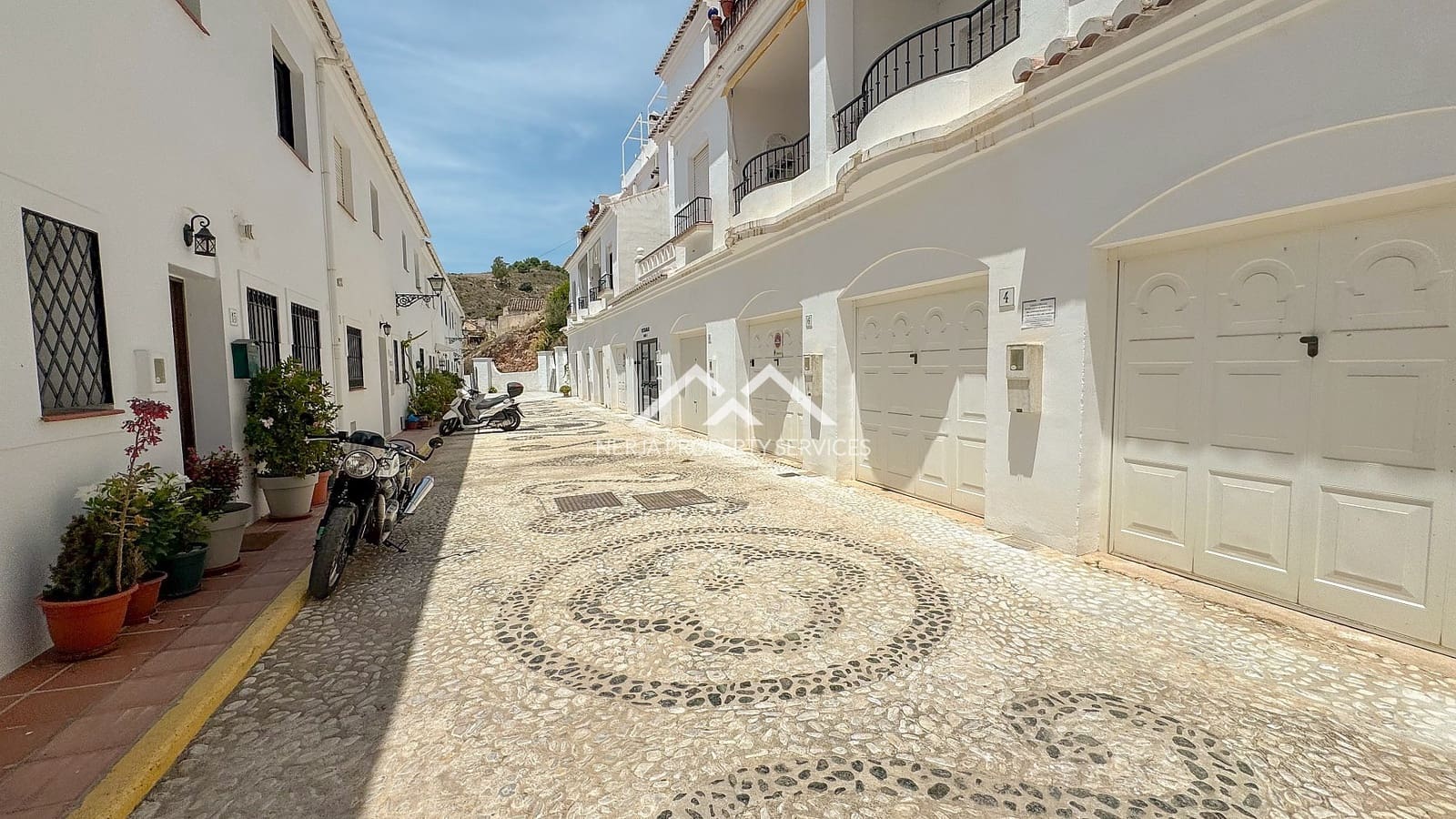 1 bedroom Apartment for sale in Frigiliana - € 230,000 (Ref: 9880000)