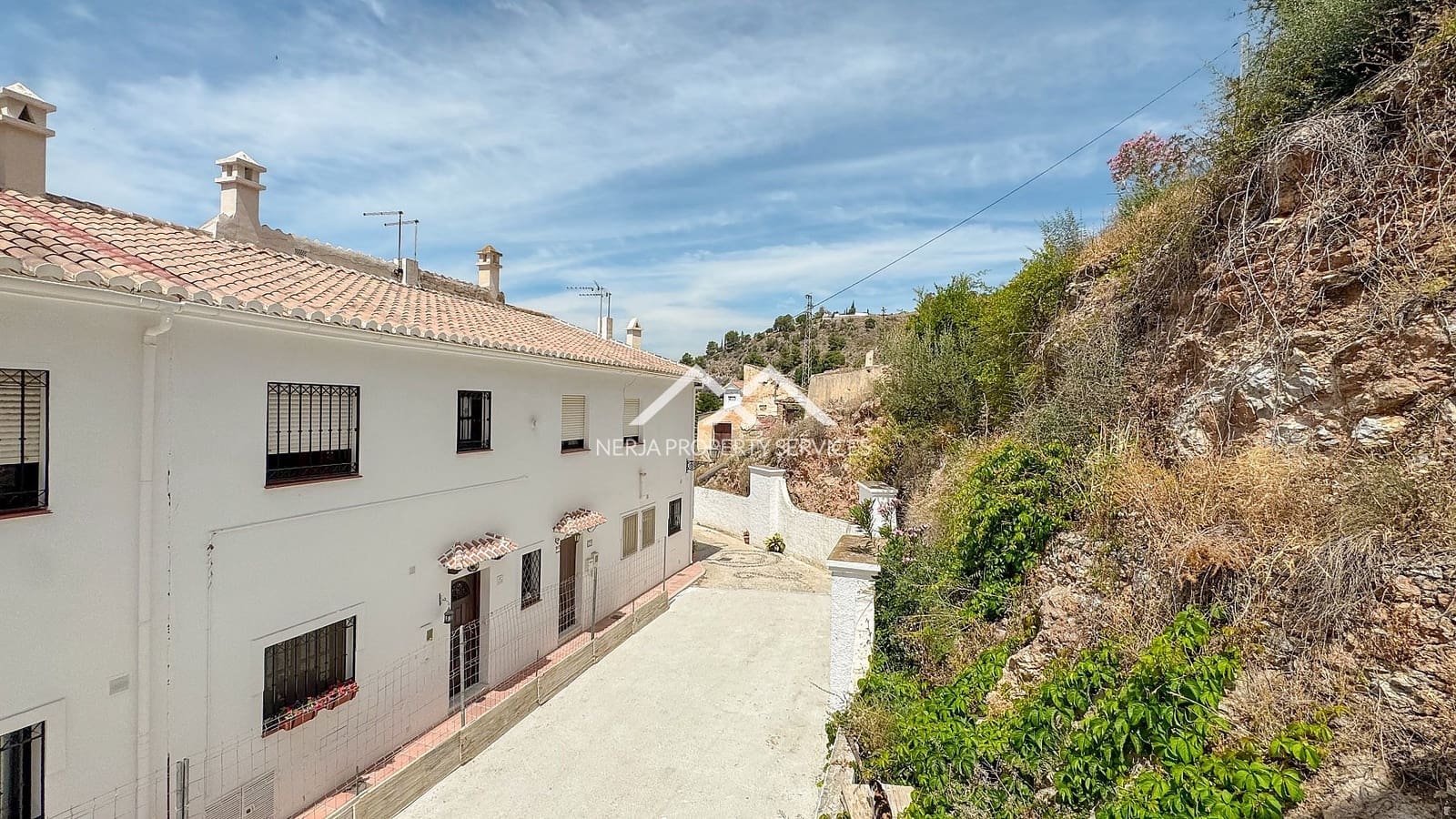 1 bedroom Apartment for sale in Frigiliana - € 230,000 (Ref: 9880000)