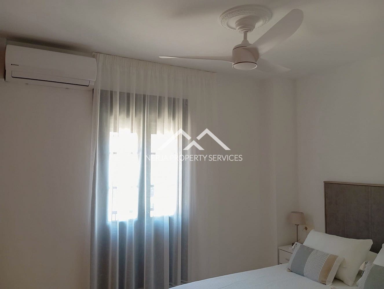 2 soveværelse Lejlighed til leje i Nerja med swimmingpool - € 1.180 (Ref: 9882587)