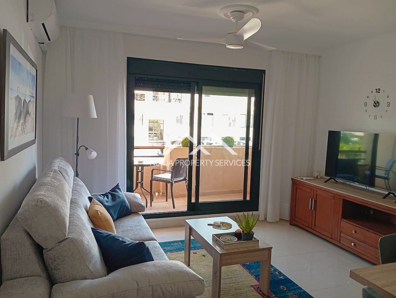 2 soveværelse Lejlighed til leje i Nerja med swimmingpool - € 1.180 (Ref: 9882587)