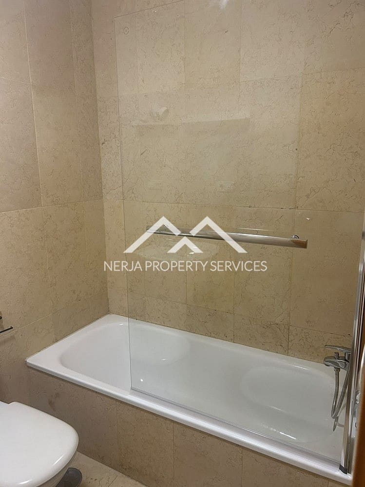 2 soveværelse Lejlighed til leje i Nerja med swimmingpool - € 1.100 (Ref: 9889264)