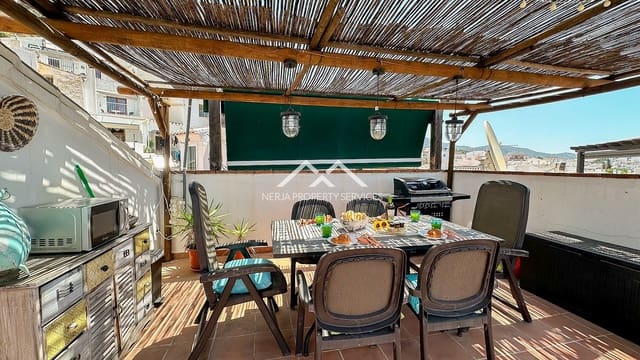 2 slaapkamer Appartement te koop in Frigiliana met zwembad - € 349.000 (Ref: 9889358)
