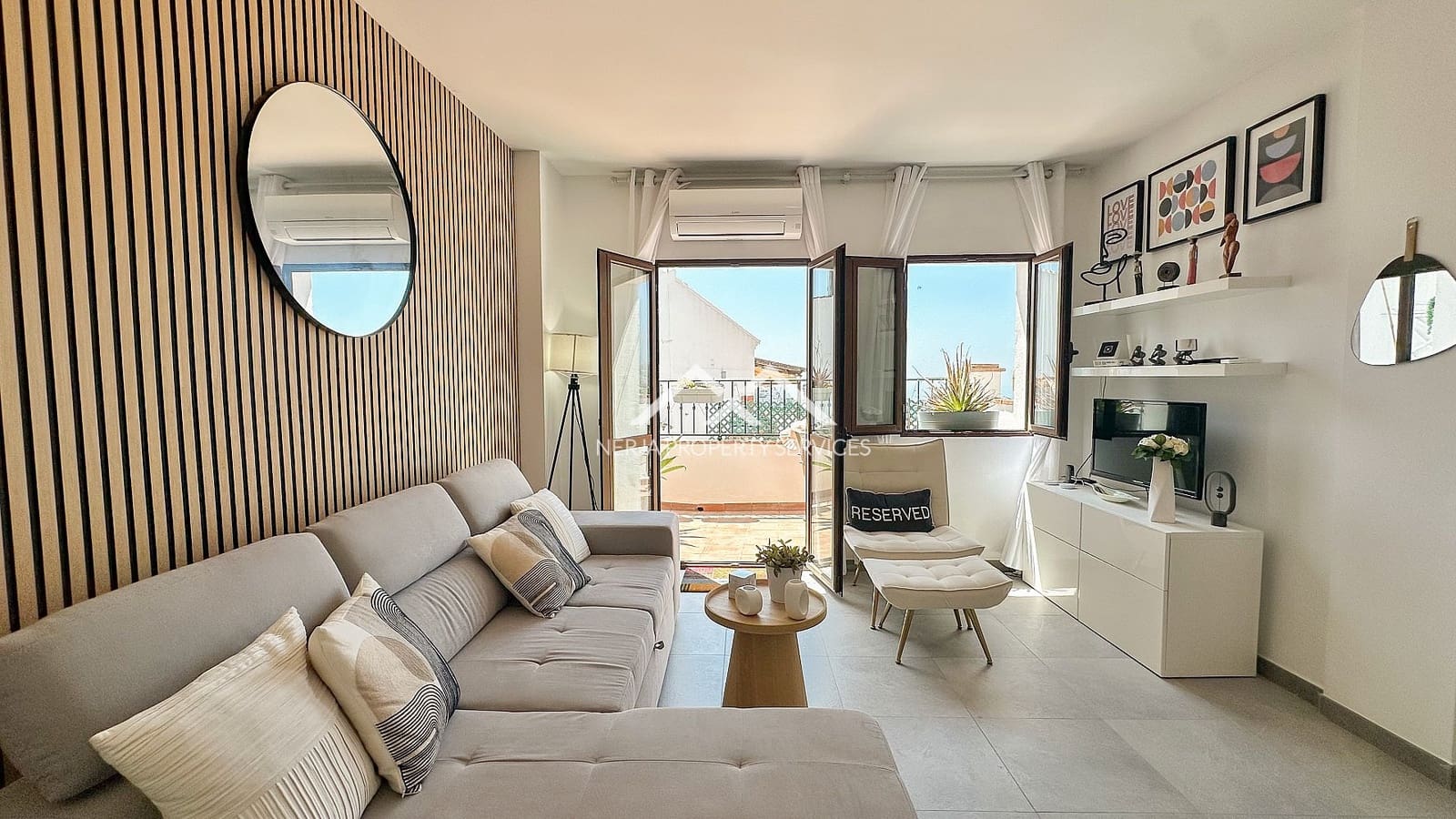 Apartamento de 2 habitaciones en Frigiliana en venta con piscina - 349.000 € (Ref: 9889358)