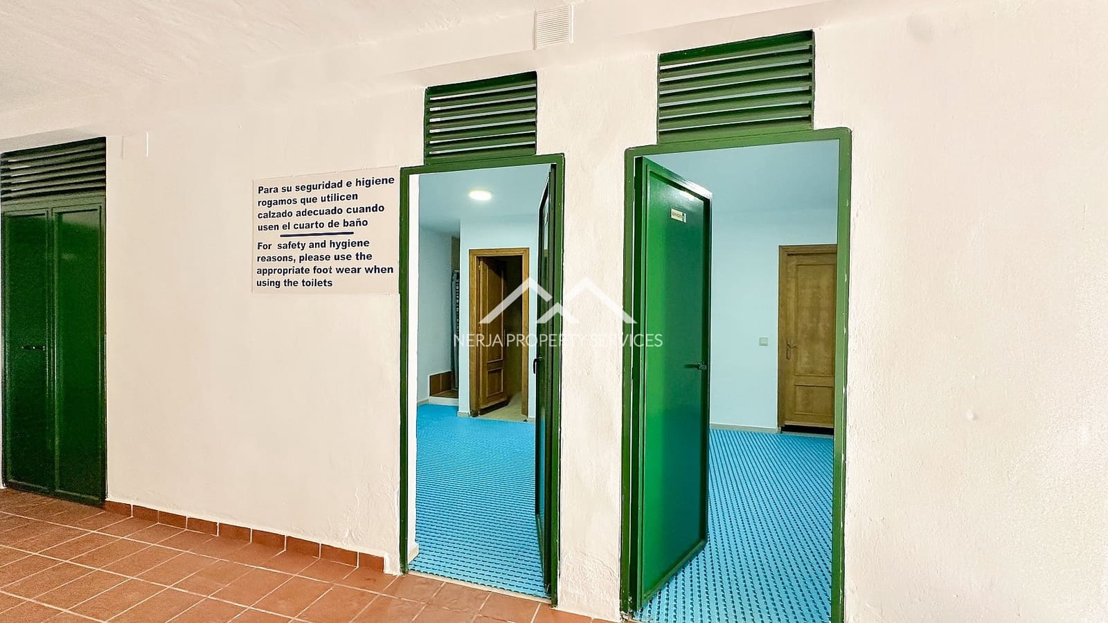 Apartamento de 2 habitaciones en Frigiliana en venta con piscina - 349.000 € (Ref: 9889358)
