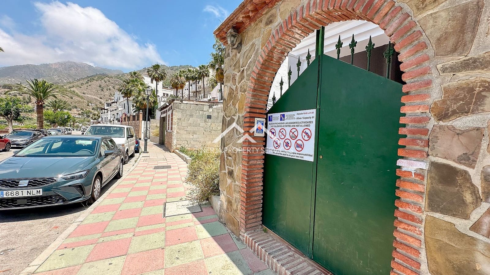 Apartamento de 2 habitaciones en Frigiliana en venta con piscina - 349.000 € (Ref: 9889358)