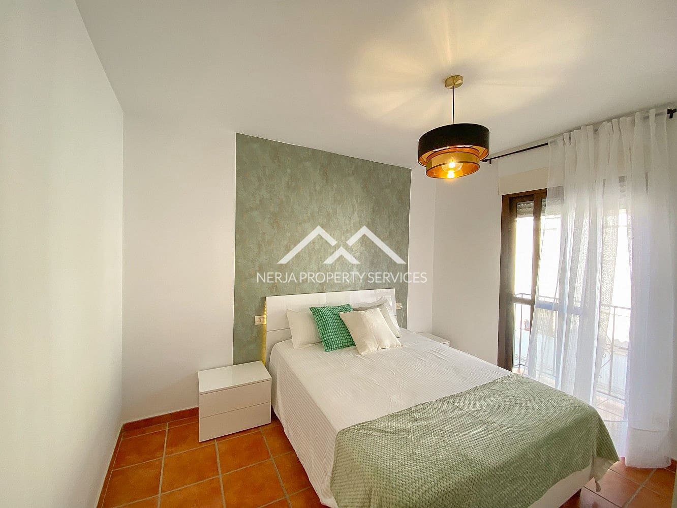 3 bedroom Townhouse for rent in Frigiliana - € 1,400 (Ref: 9891145)