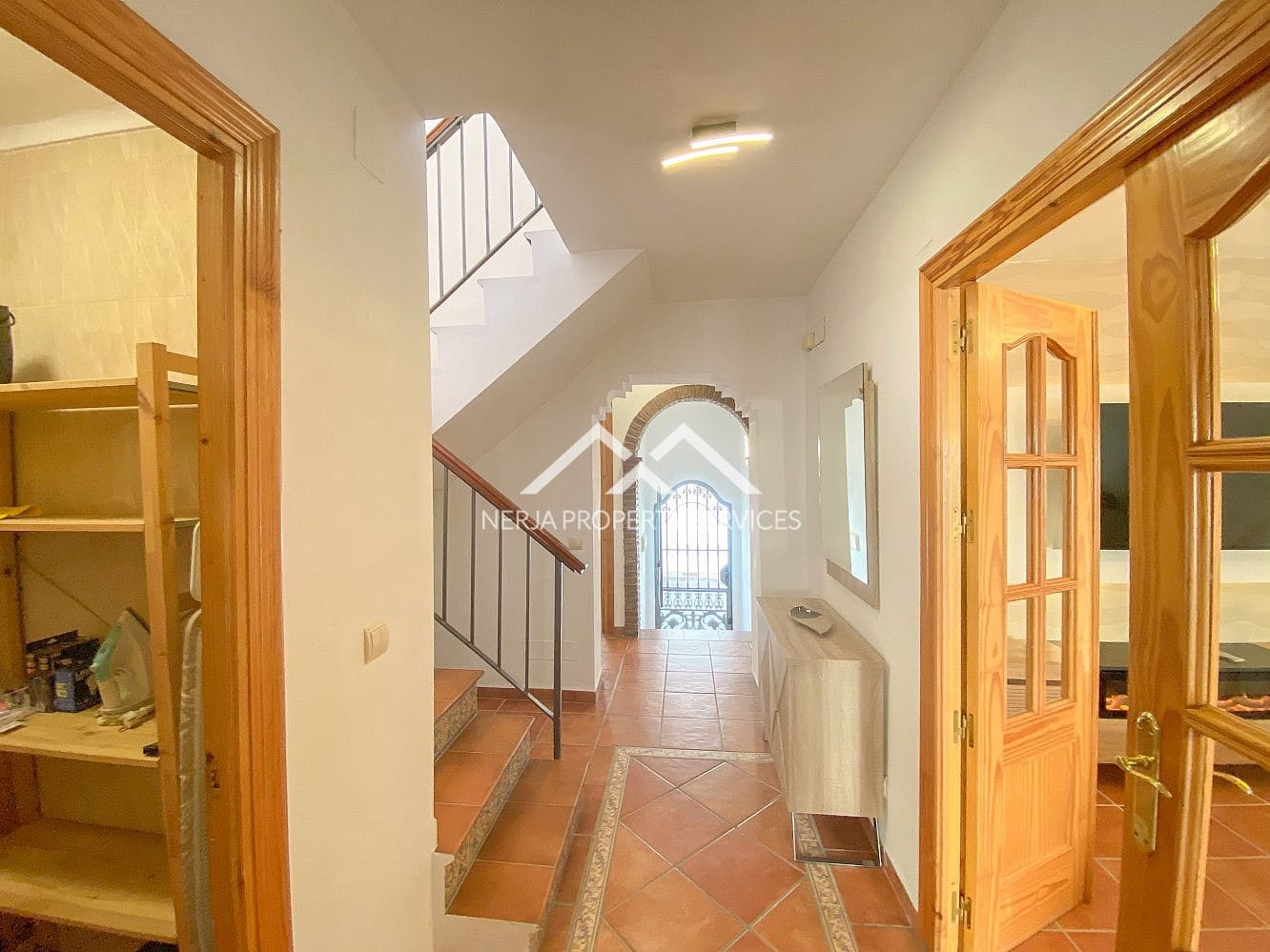 3 bedroom Townhouse for rent in Frigiliana - € 1,400 (Ref: 9891145)