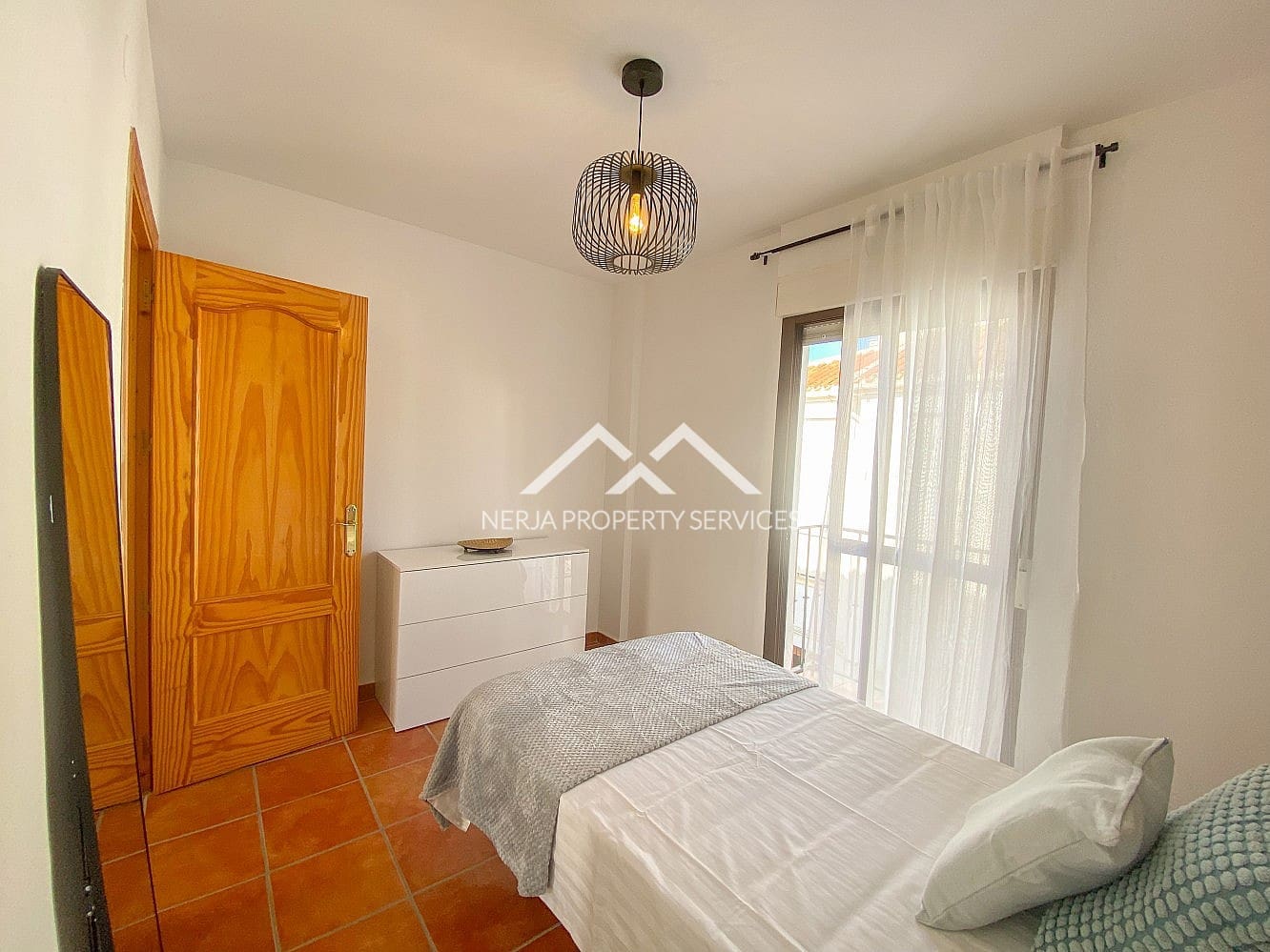 3 bedroom Townhouse for rent in Frigiliana - € 1,400 (Ref: 9891145)