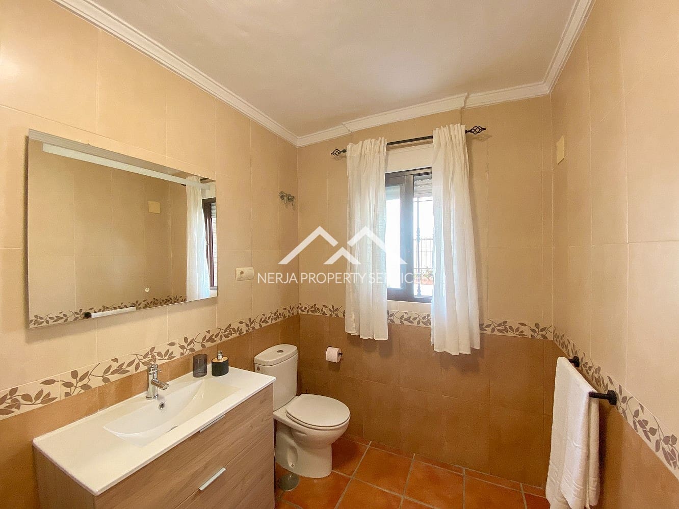 3 bedroom Townhouse for rent in Frigiliana - € 1,400 (Ref: 9891145)