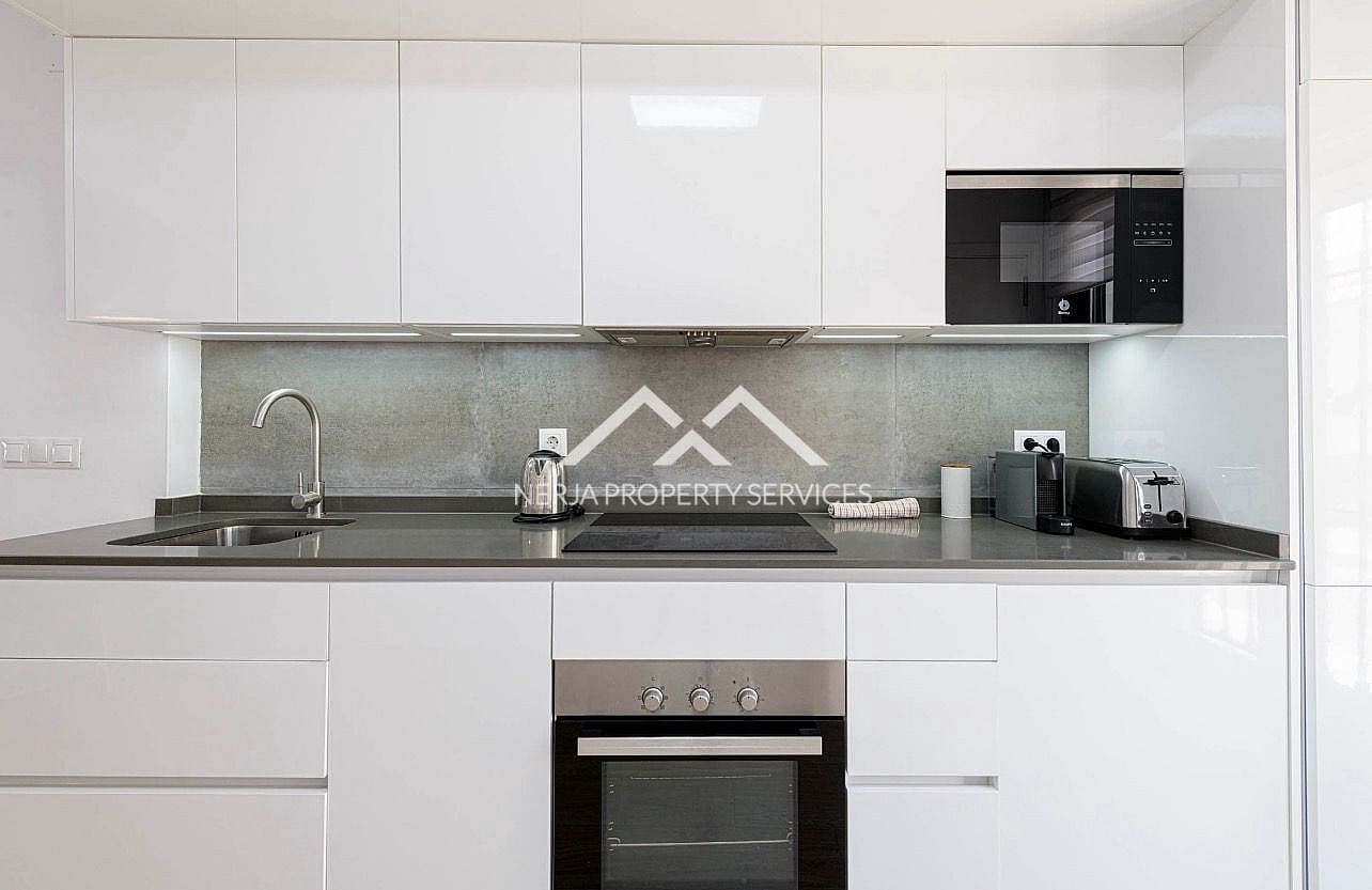 1 bedroom Apartment for rent in Nerja - € 1,150 (Ref: 9906854)