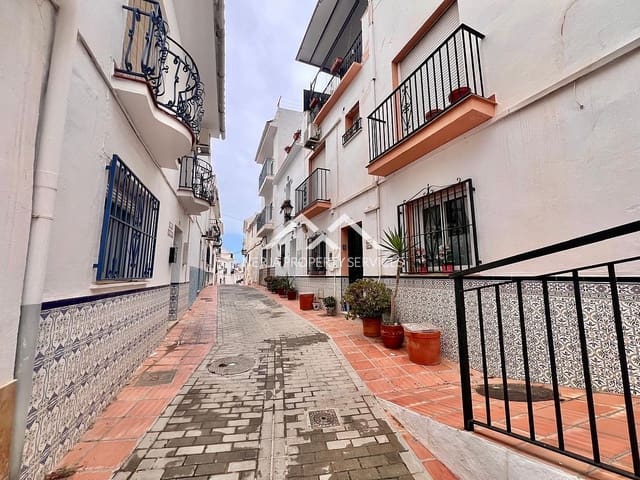 4 chambre Maison de Ville à vendre à Torrox Pueblo, Torrox - 179 900 € (Ref: 9921068)