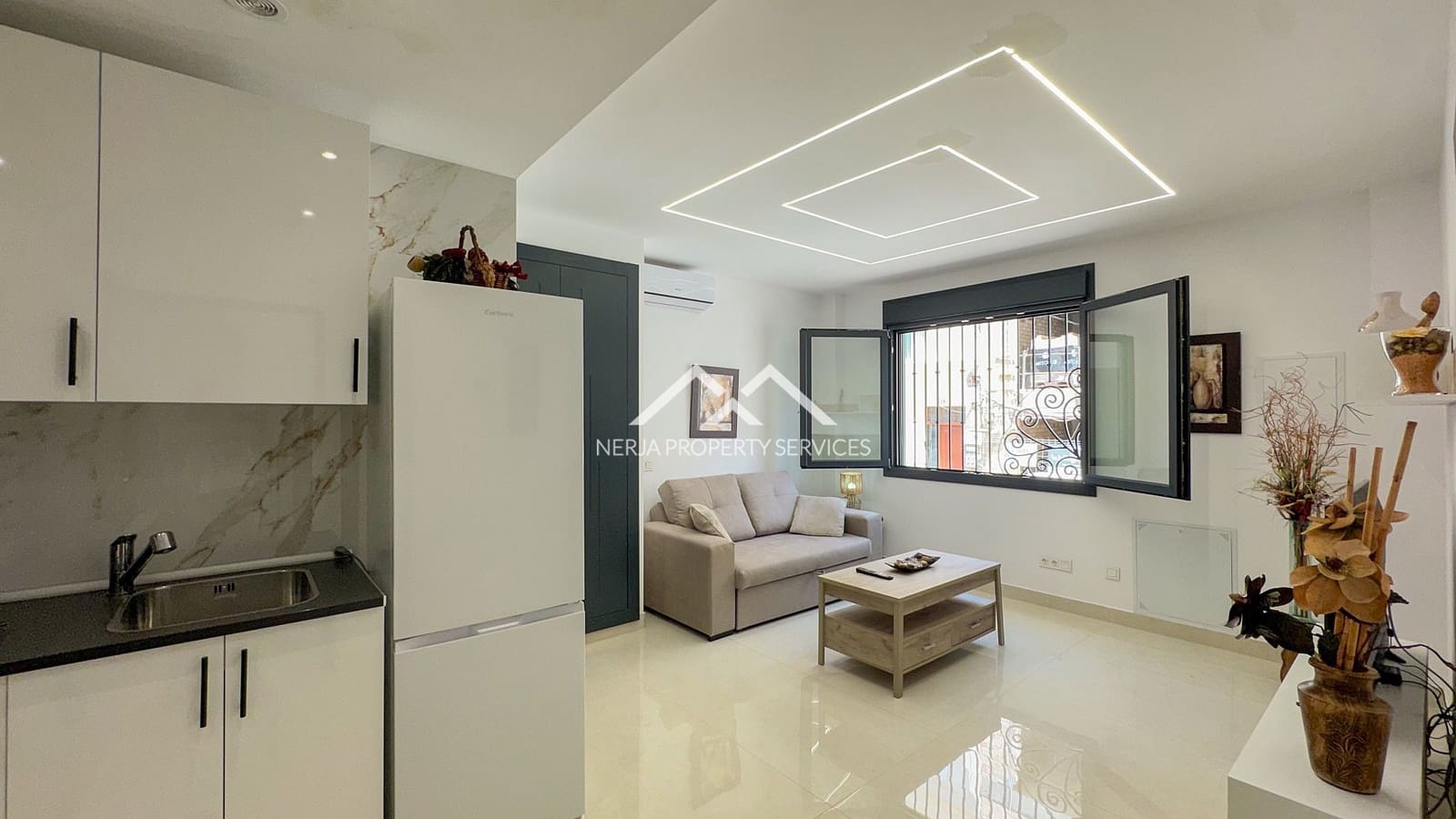 Studio for rent in Nerja - € 750 (Ref: 9922866)