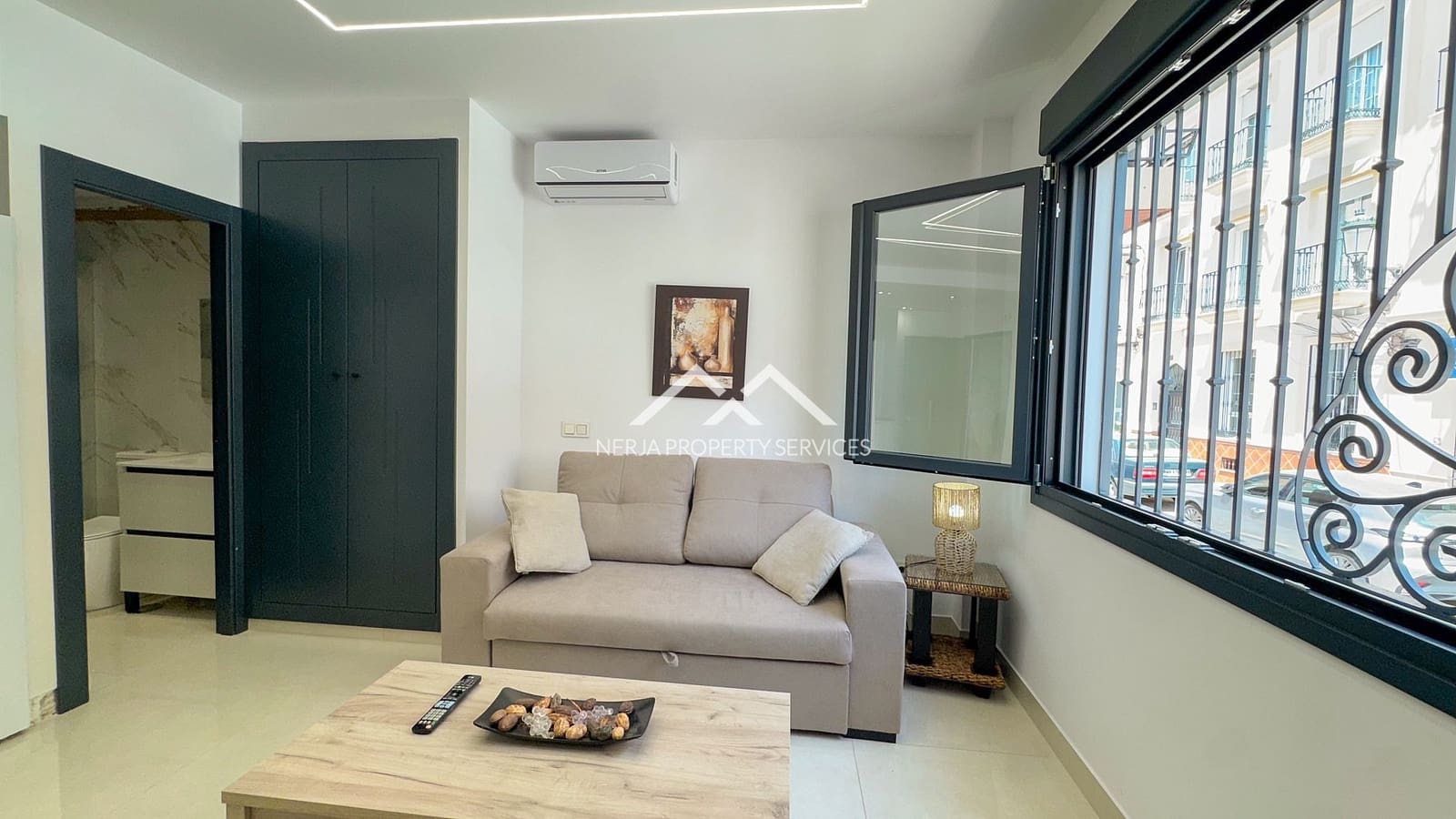 Studio for rent in Nerja - € 750 (Ref: 9922866)