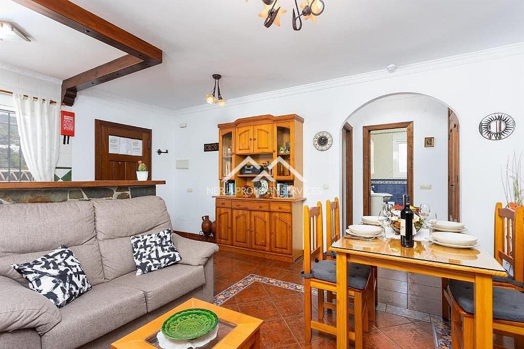 Chalet de 2 habitaciones en Frigiliana en venta con piscina garaje - 735.000 € (Ref: 9923042)
