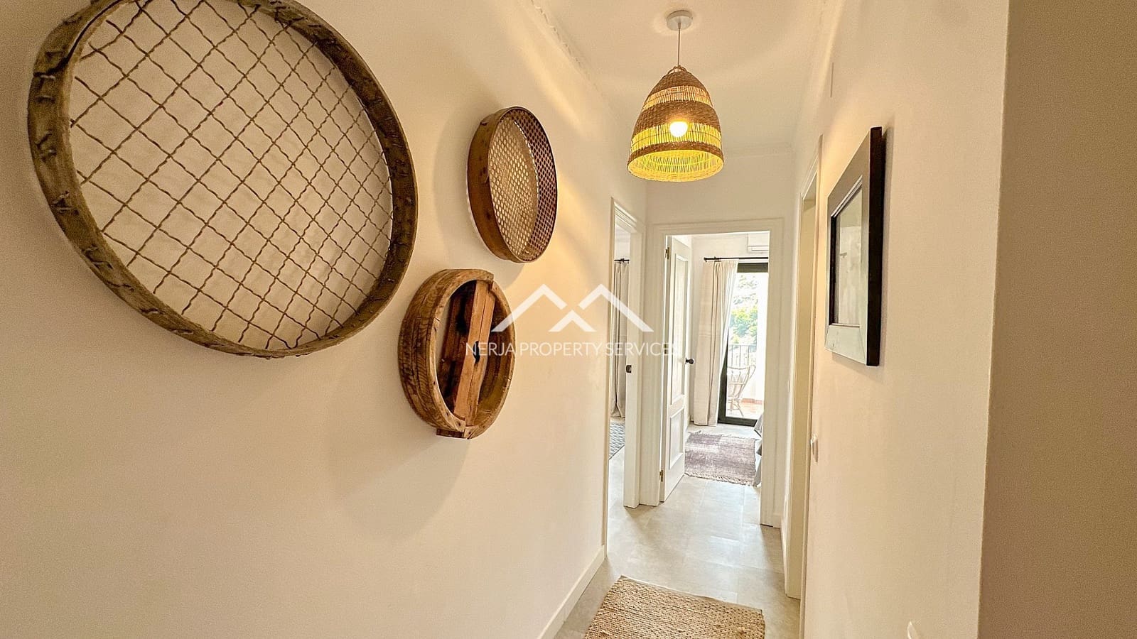 3 bedroom Apartment for sale in Frigiliana with pool garage - € 365,000 (Ref: 9928045)