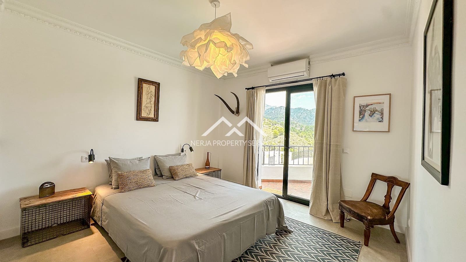 3 bedroom Apartment for sale in Frigiliana with pool garage - € 365,000 (Ref: 9928045)