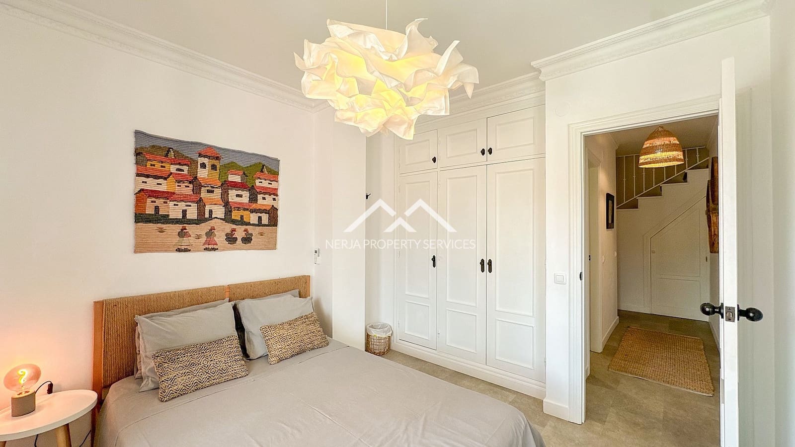 3 bedroom Apartment for sale in Frigiliana with pool garage - € 365,000 (Ref: 9928045)