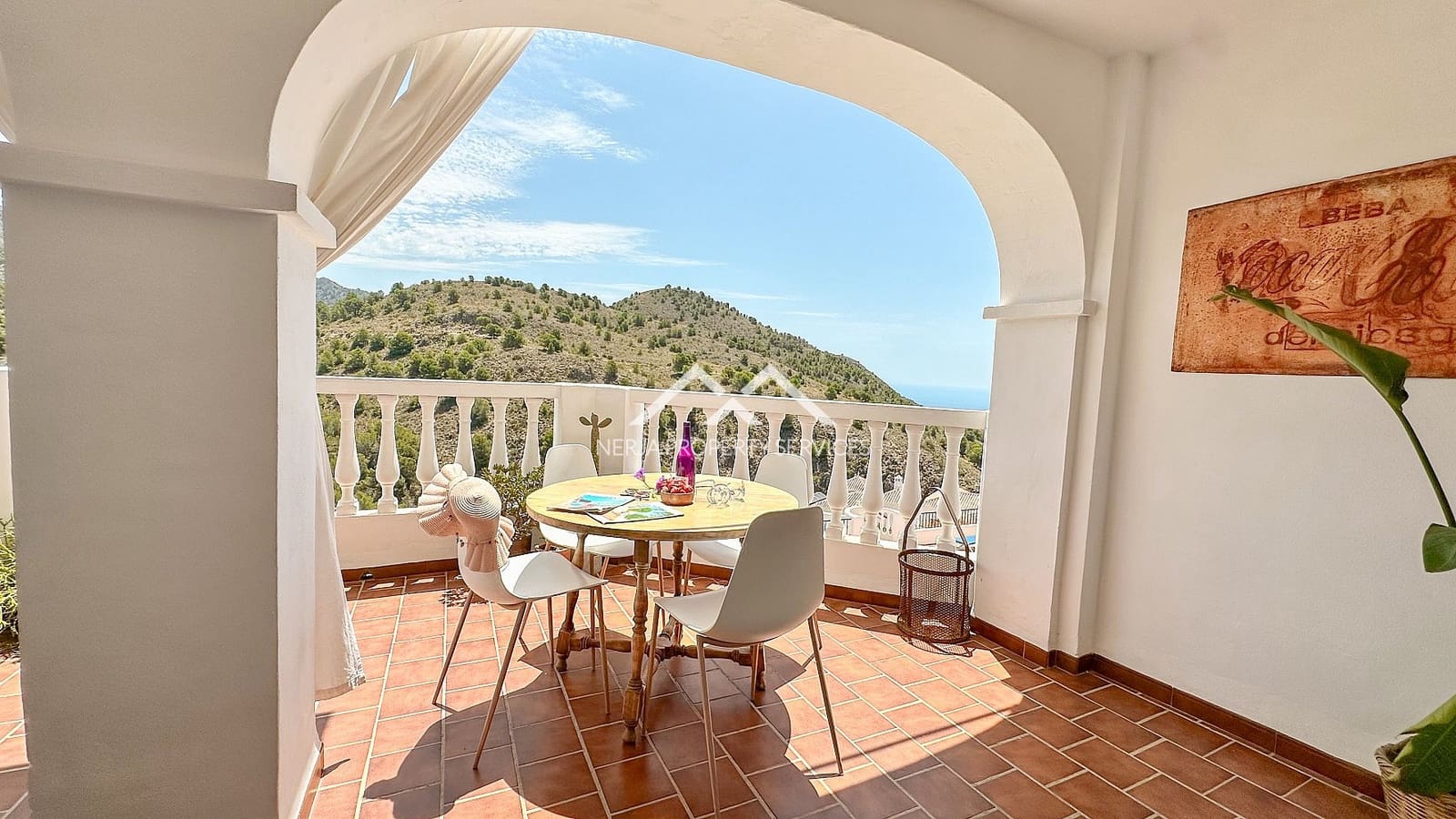 3 bedroom Apartment for sale in Frigiliana with pool garage - € 365,000 (Ref: 9928045)